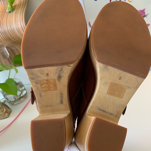 Madewell Kiltie Clogs, Size 8 - Picture 6 of 6